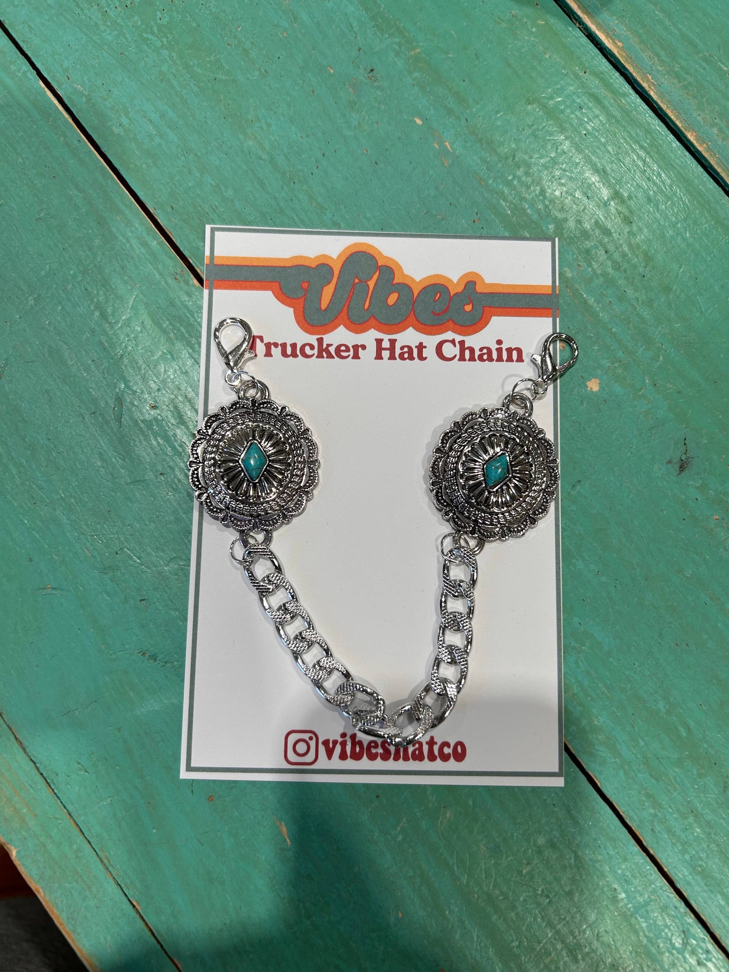 Turquoise & Embossed Silver Circle Trucker Hat Chain | Cap