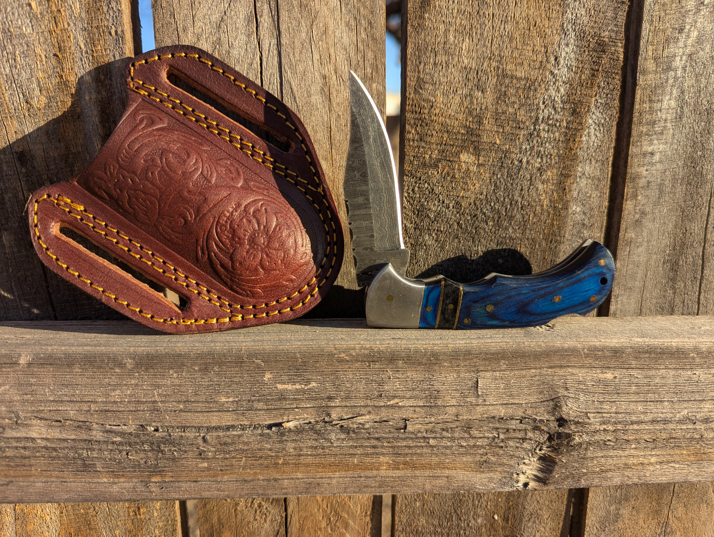 Blue Diamond Damascus Pocket Knife