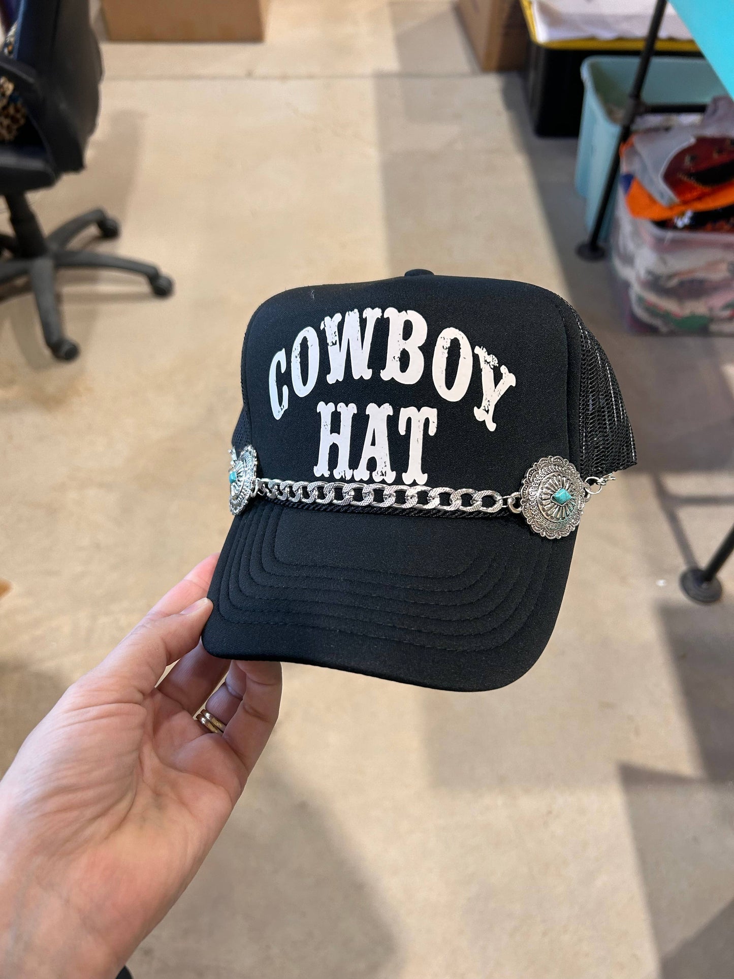 Turquoise & Embossed Silver Circle Trucker Hat Chain | Cap